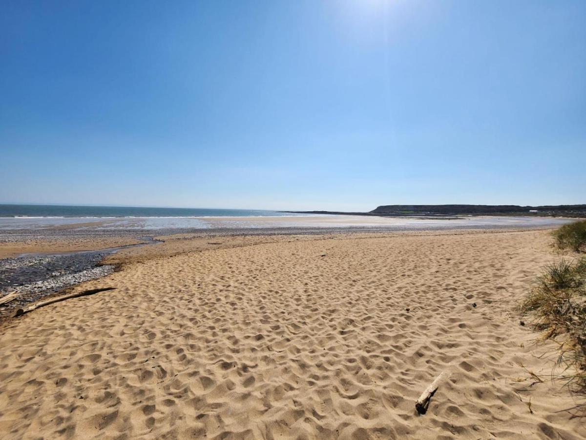 Sea View - 1 Bed Suite - Ocean Breeze - Port Eynon Ngoại thất bức ảnh